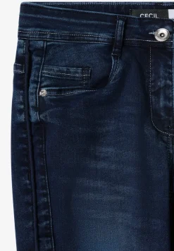 Casual jeans