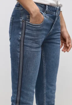 Casual jeans