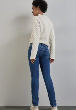 Casual jeans