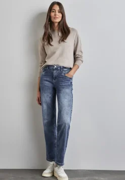 Casual jeans