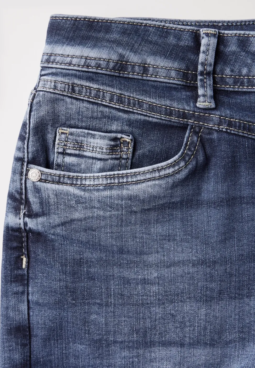 Casual jeans