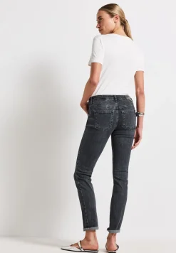 Casual jeans