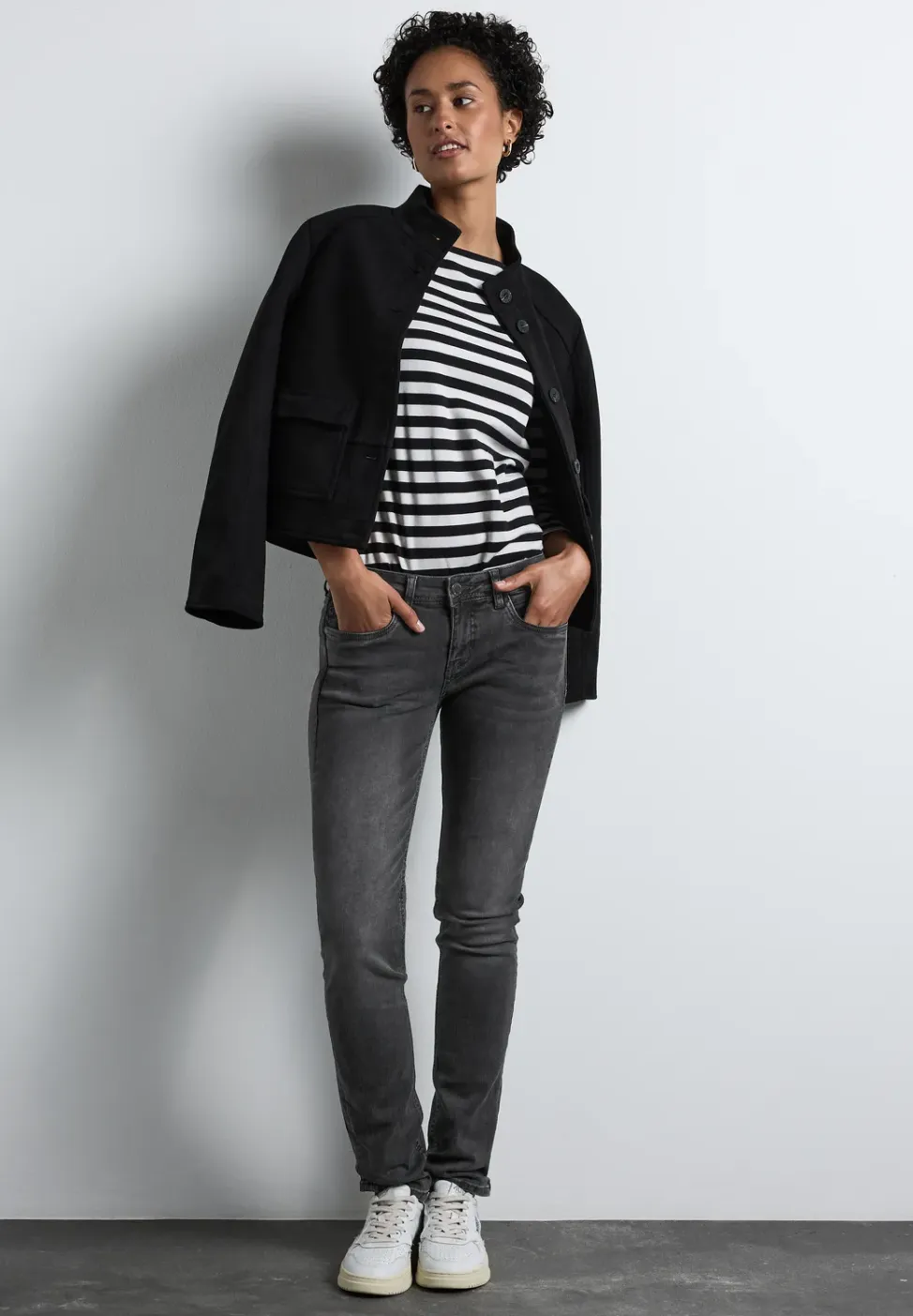 Casual jeans
