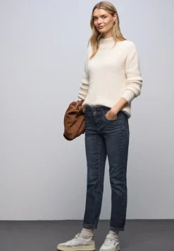 Casual jeans