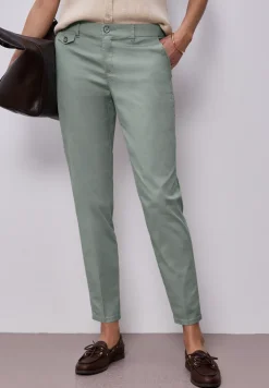Casual fit chino's in een zachte stof