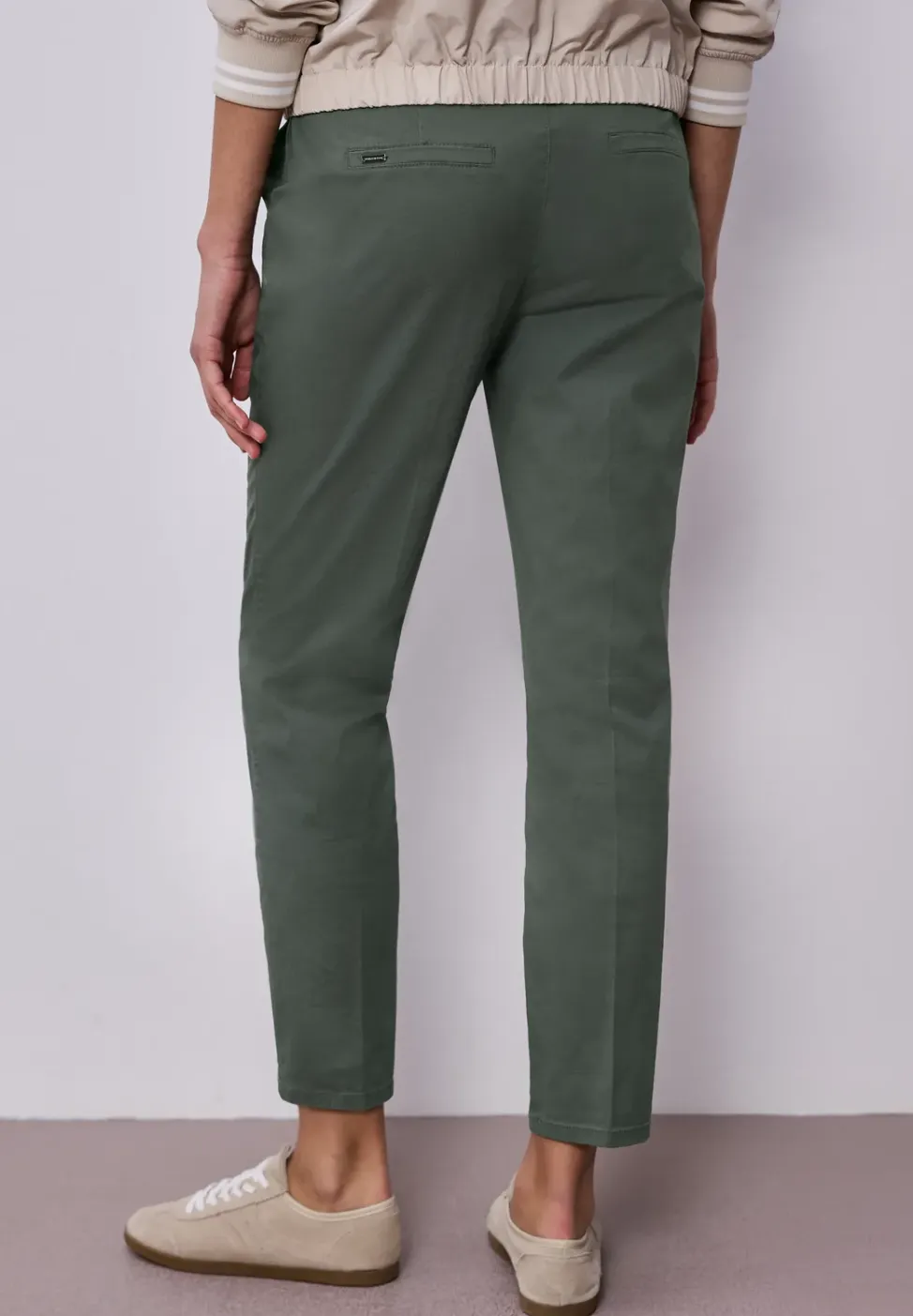 Casual fit chino's in een zachte stof