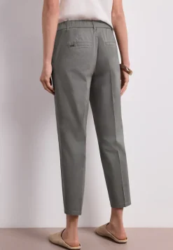 Casual fit chino's in een zachte stof