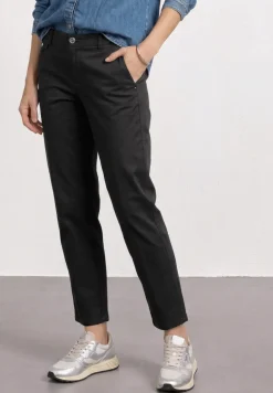 Casual fit chino's in een zachte stof