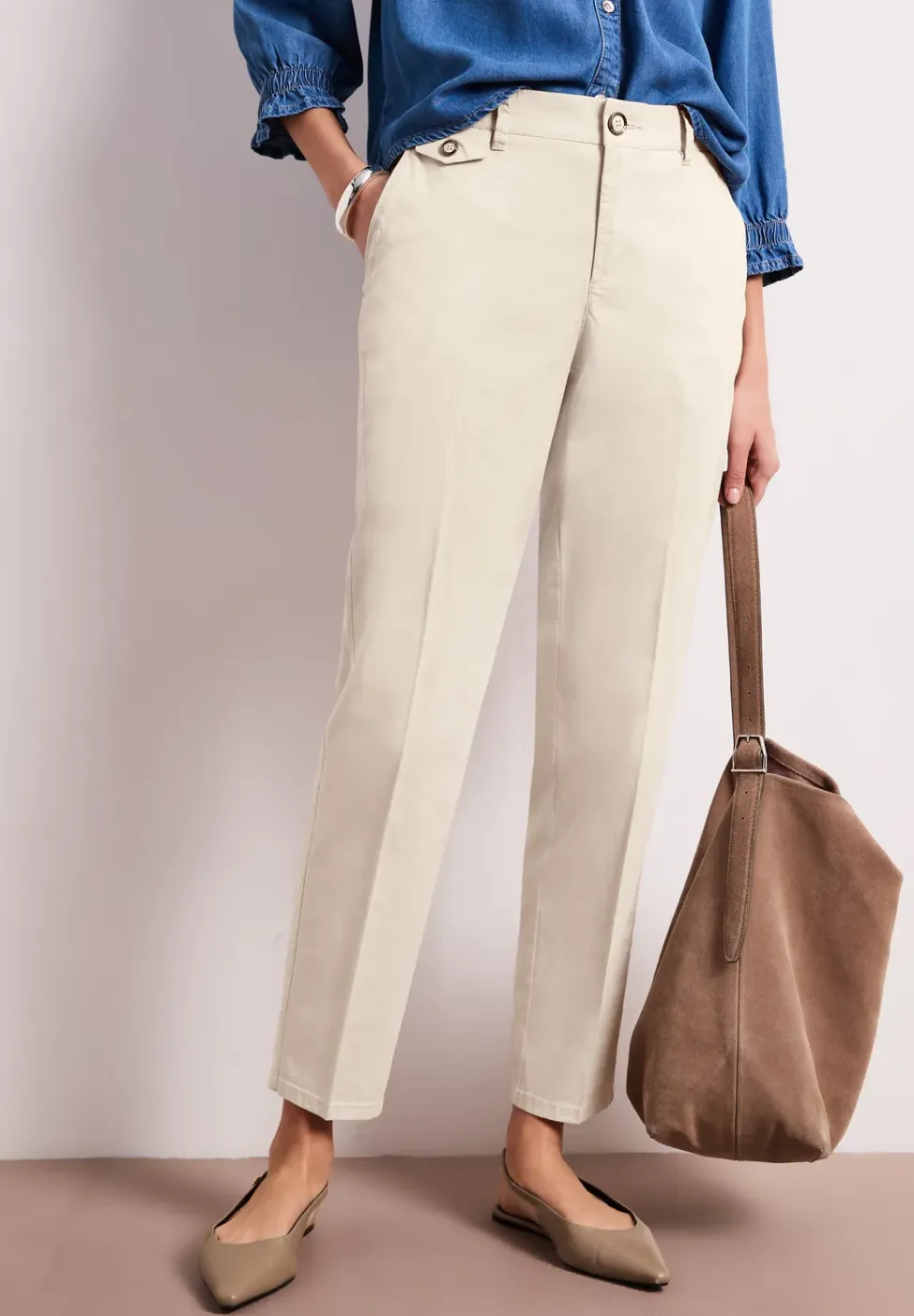 Casual fit chino's in een zachte stof
