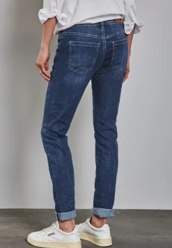 Casual jeans