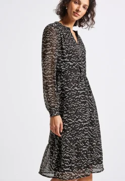 Chiffon jurk met smok details