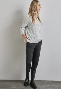 Chino in een gemêleerde look