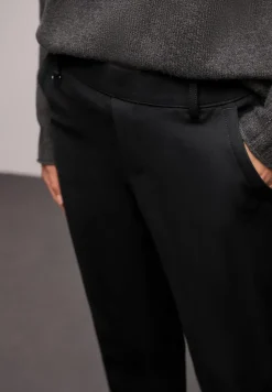 Chino met banddetail