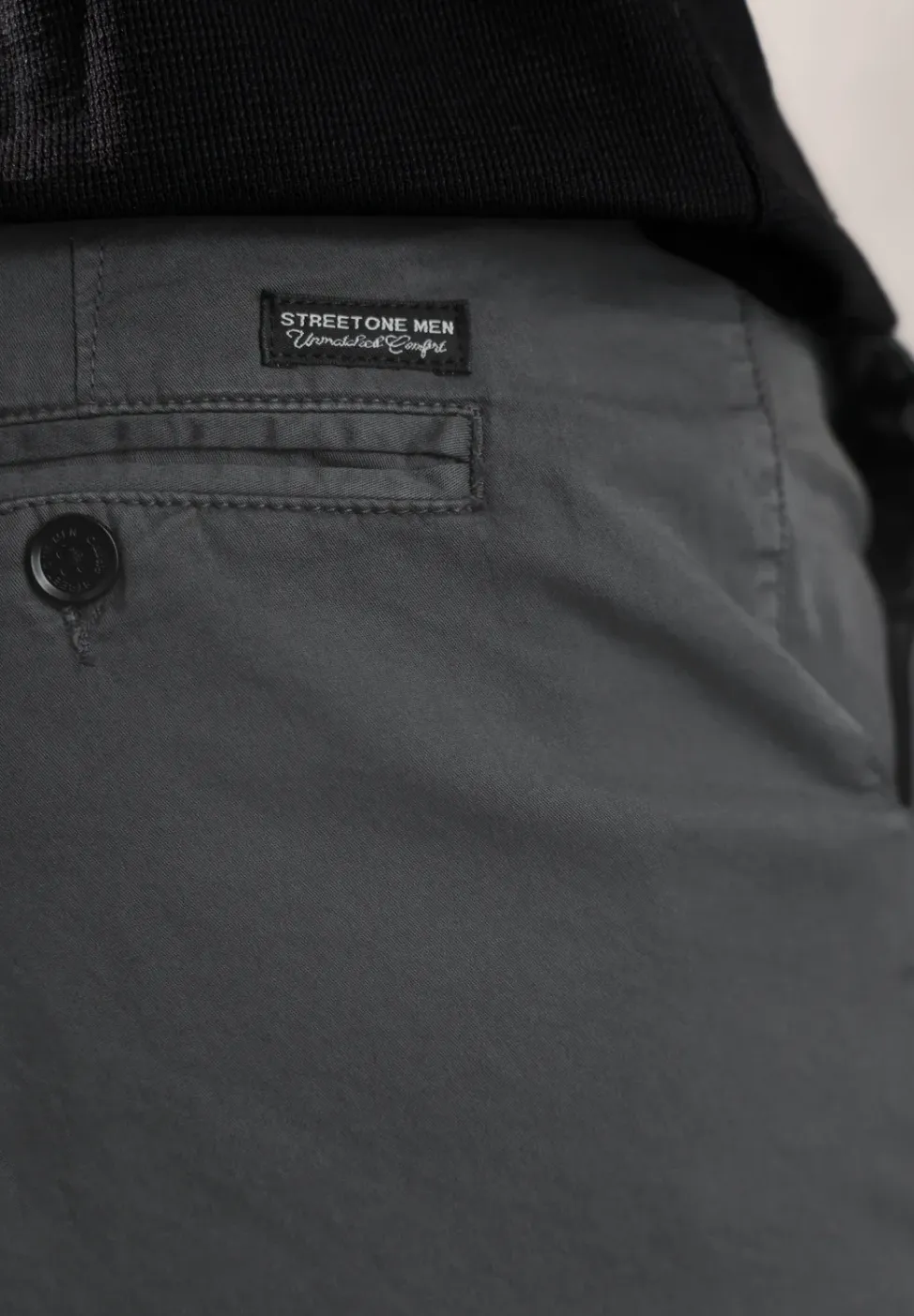 Chino met elastische tailleband