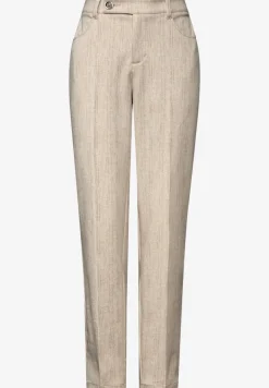 Chino met knoopdetail
