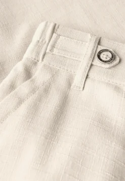 Chino met knoopdetail
