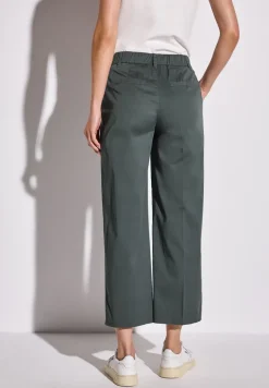 Chino met rechte benen