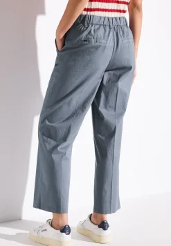 Chino met rechte benen