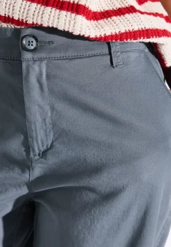 Chino met rechte benen