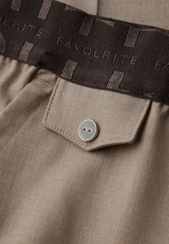 Chino met tailleband