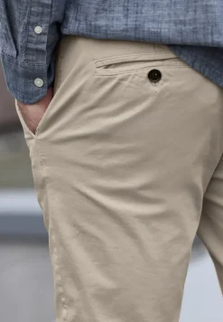 Chino met elastische tailleband