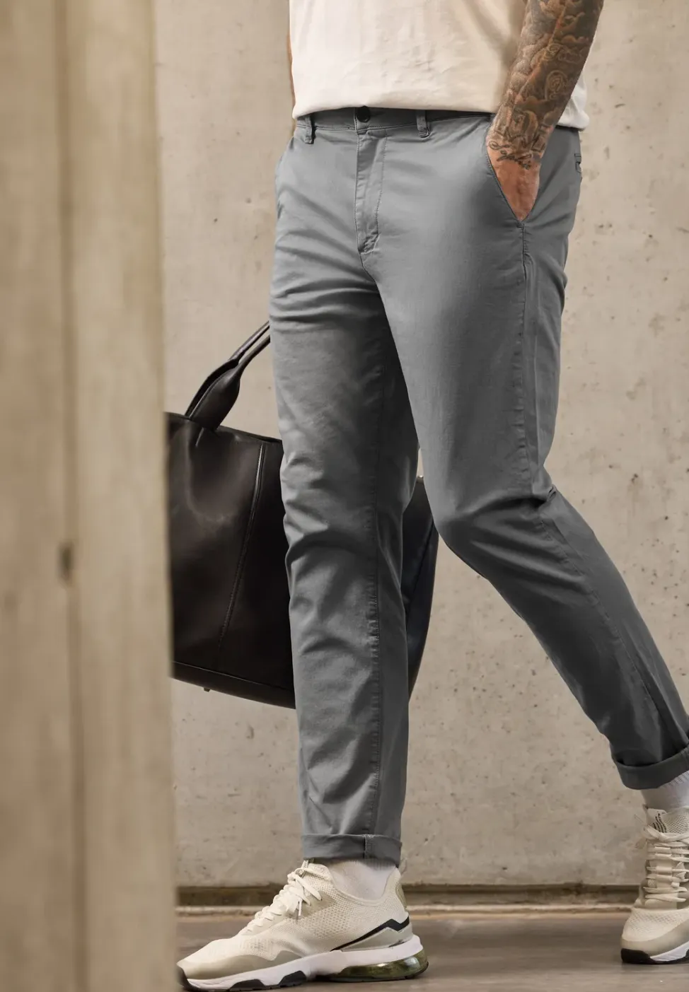 Chino met elastische tailleband