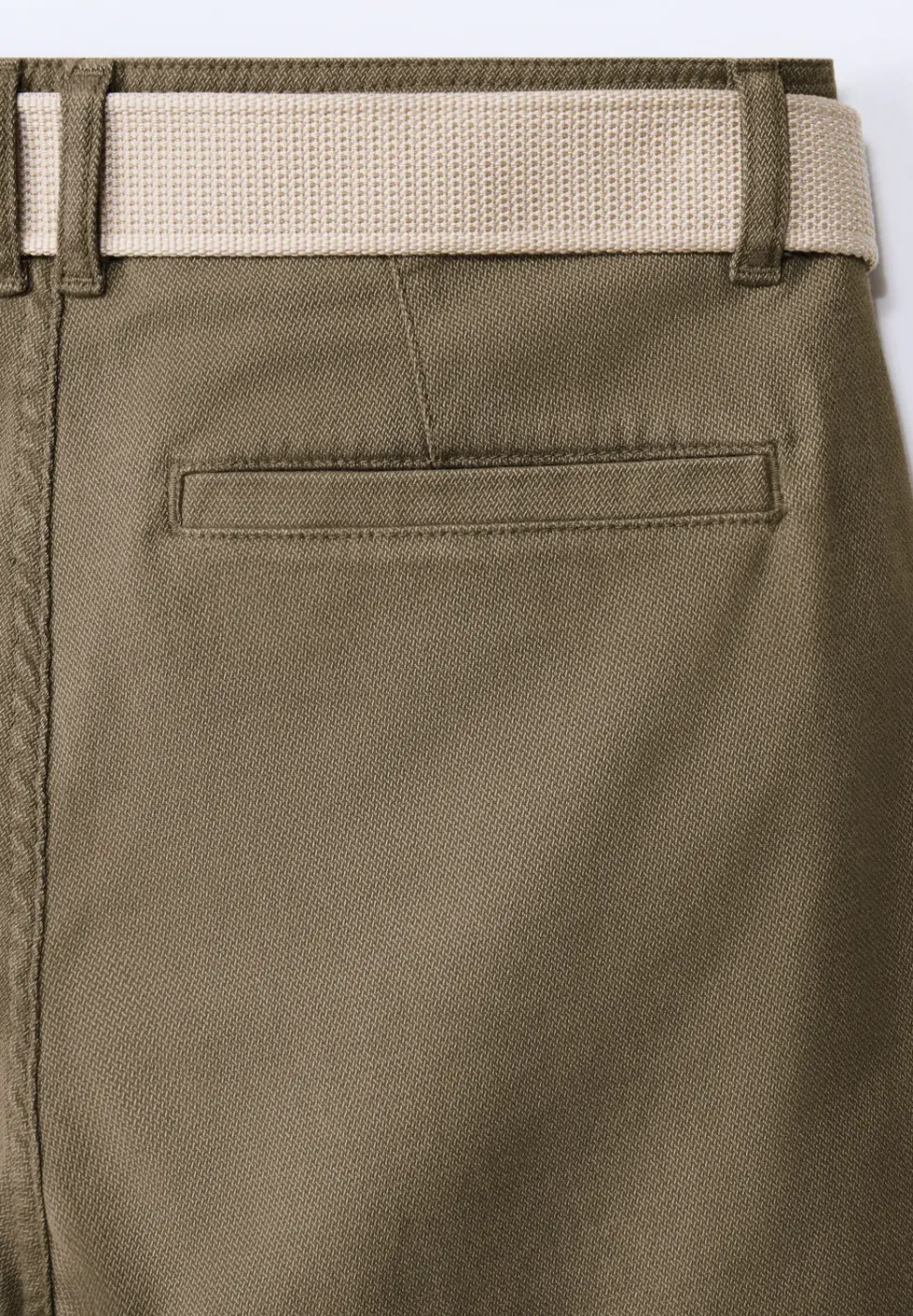 Chinoshorts met structuur