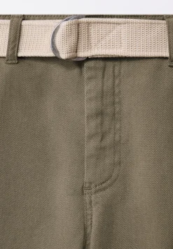 Chinoshorts met structuur