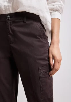 Chino's met Slim Legs en cargo-stijl zakken