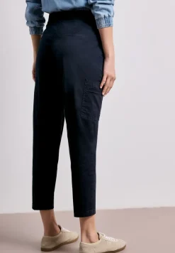 Chino's met Slim Legs en cargo-stijl zakken