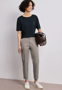 Chino's met Slim Legs en cargo-stijl zakken