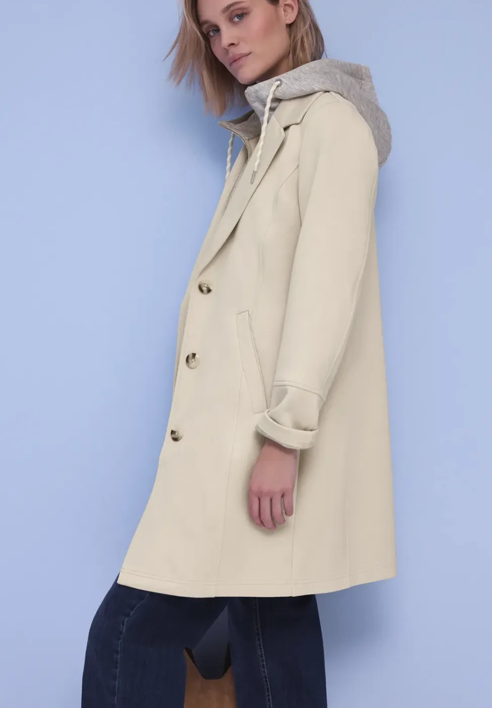 Coat met inlegwerk