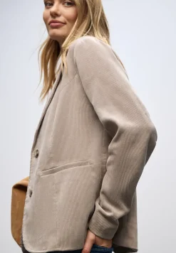 Corduroy blazer