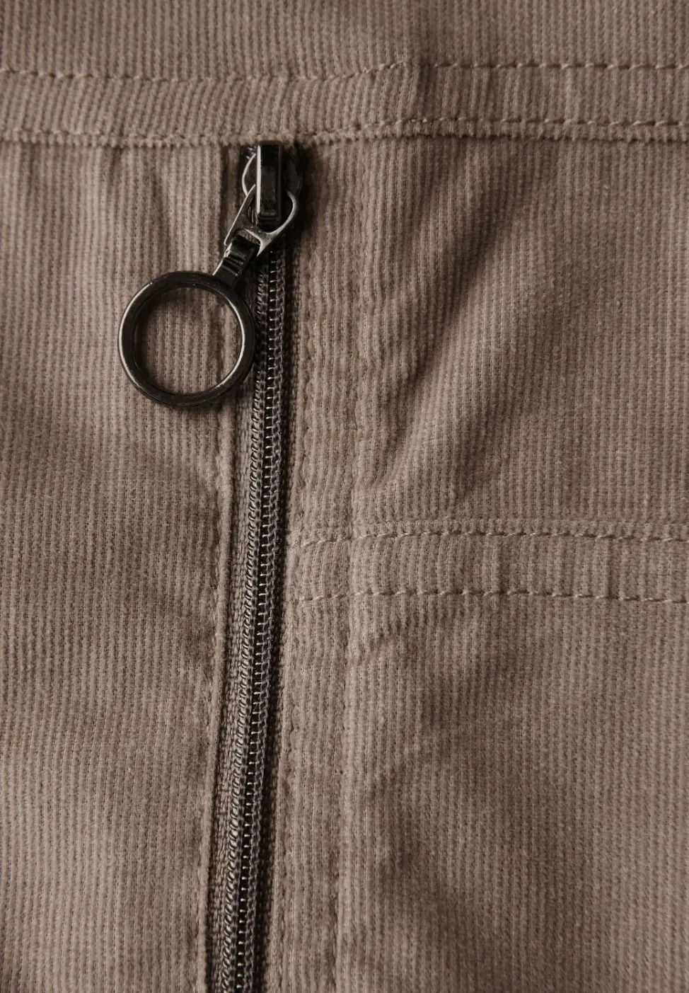 Corduroy jurk met gespleten hals