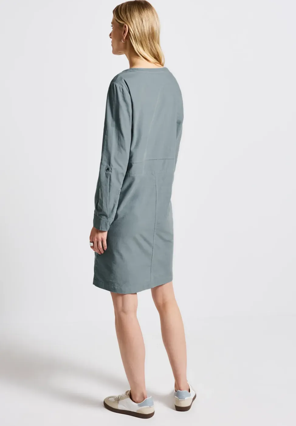 Corduroy jurk met gespleten hals