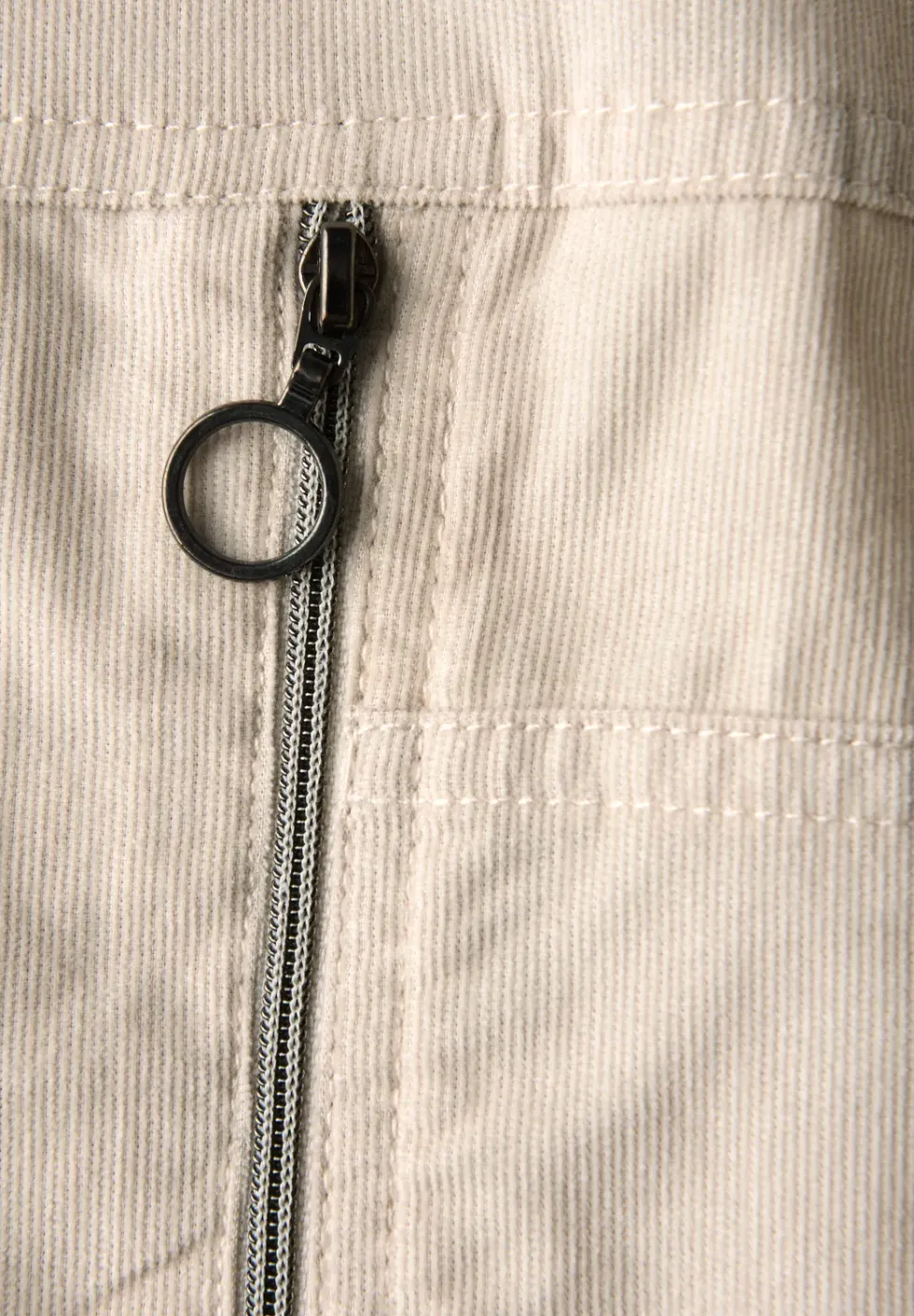 Corduroy jurk met gespleten hals