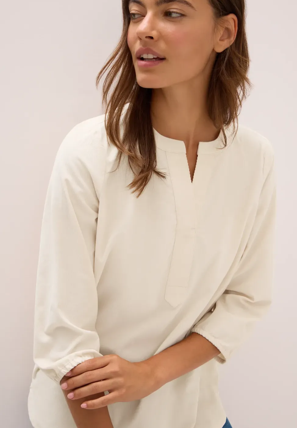 Corduroy blouse met gespleten hals