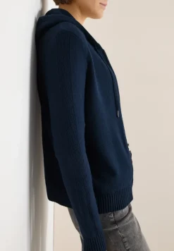 Cosy vest met capuchon
