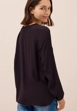 Crepe blouse