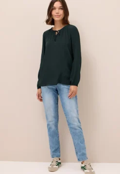 Crepe blouse