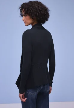 Cutline Vest
