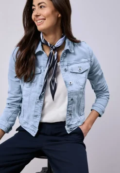 Denim jack met borstzakken en knopen