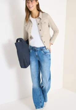 Denim jack met borstzakken en knopen