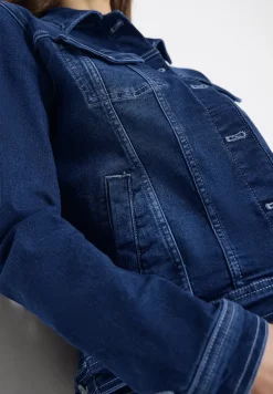 Denim jack met borstzakken en knopen