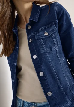 Denim jack met borstzakken en knopen