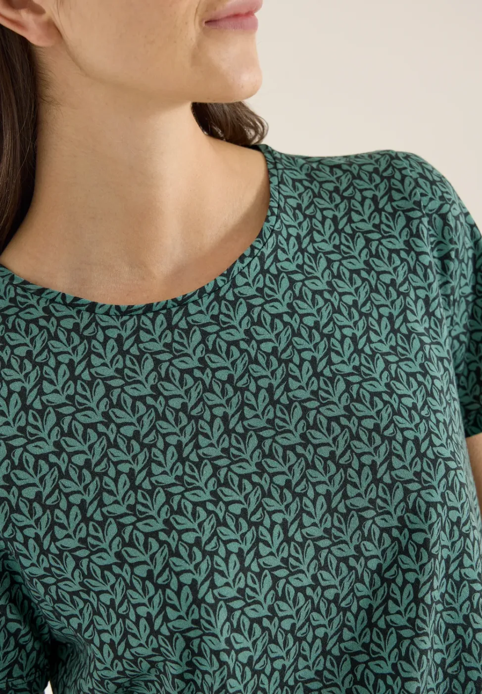 Eenvoudig T-shirt met minimalistische print