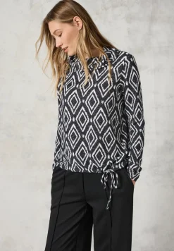 Fluffy shirt met print