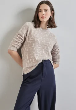 Fluffy shirt met print