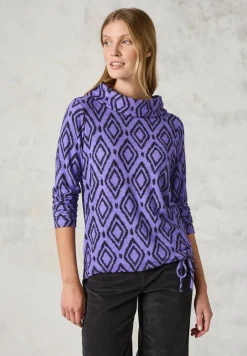 Fluffy shirt met print