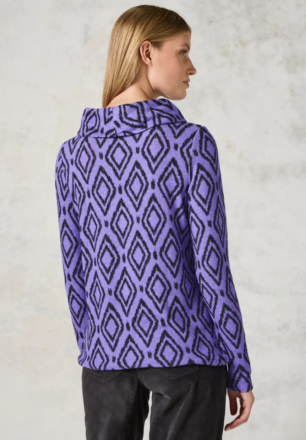 Fluffy shirt met print